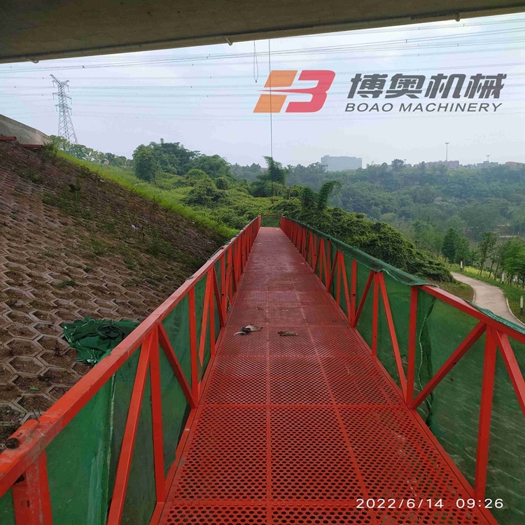 咸阳尔易金属制造集团Q1600系列橋梁(liang)塗裝施工吊籃(lán)平台