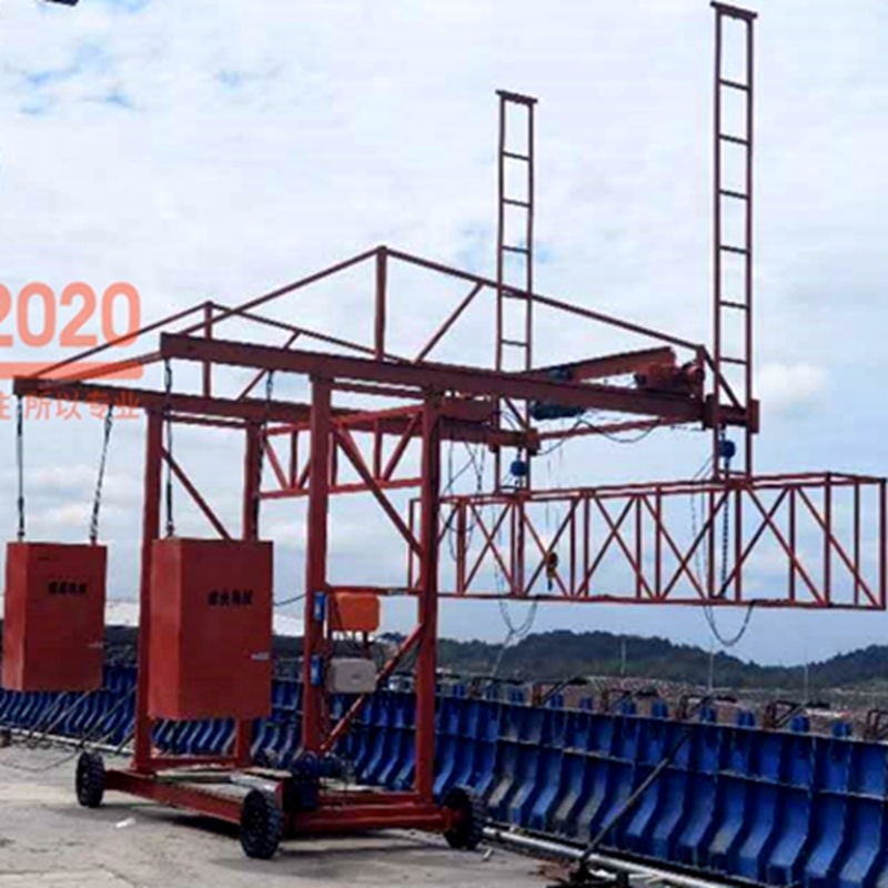 橋梁防撞(zhuàng)牆模闆台車安(an)全施工